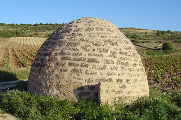 GUARDAVIÑAS DEL MONTECILLO