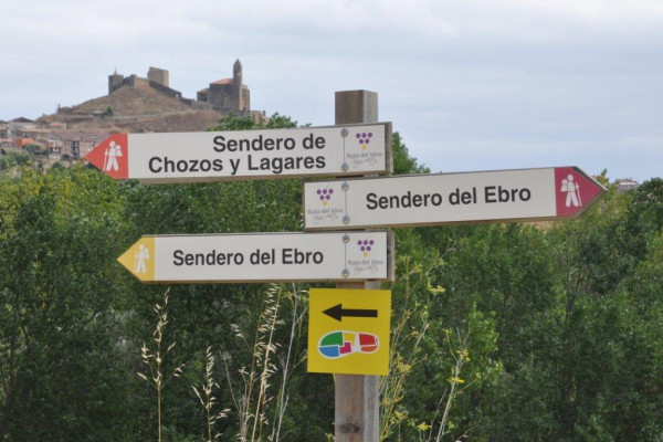 Marcha Senderista sigue la huella y visita nuestro patrimonio