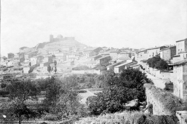 1910-fotografia-castillo1E2344F1A-B297-43A2-9055-EED2562E61A4.jpg